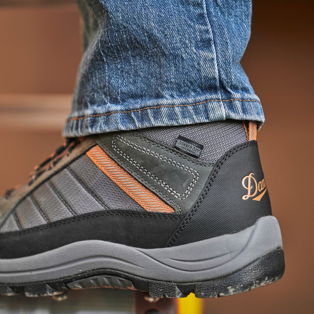 Riverside 4.5" Gray/Orange Men