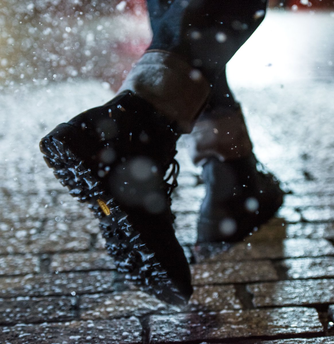 Mountain Light Black - GORE-TEX Men