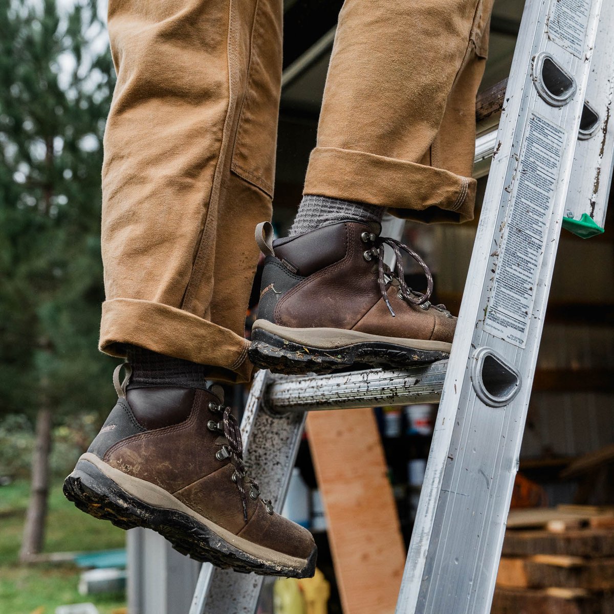 Sandy Ridge Brown Aluminum Toe Women