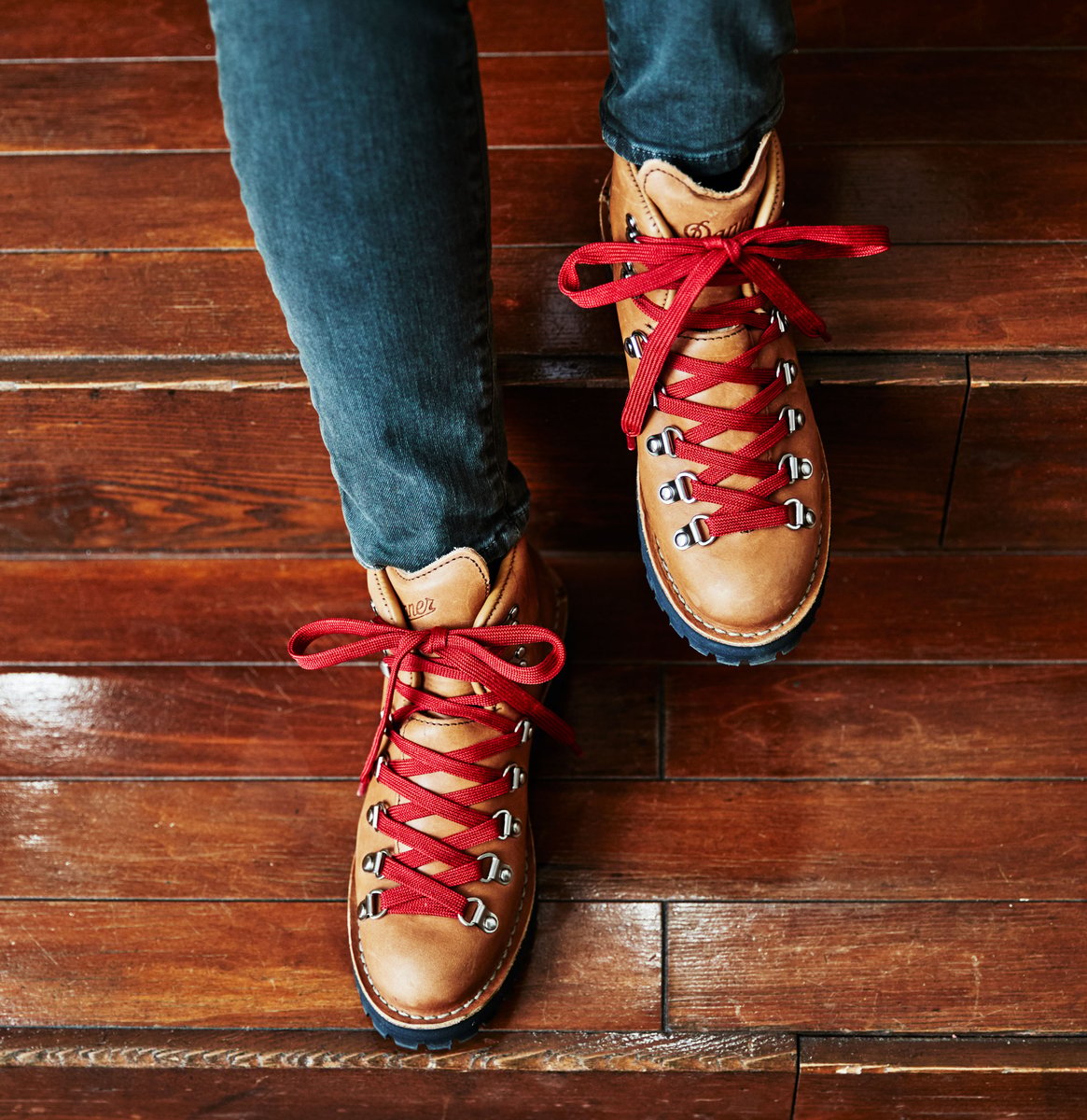 Mountain Light Cascade Women
