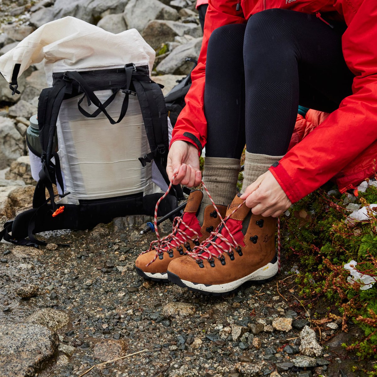 Mountain 600 EVO Mocha Brown/Rhodo Red Women