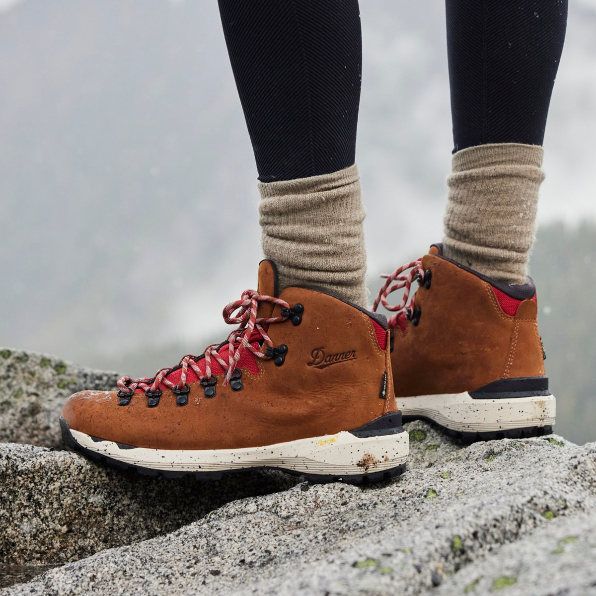Mountain 600 EVO Mocha Brown/Rhodo Red Women